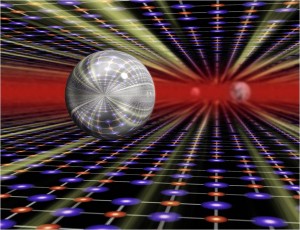 層状化合物β-CuAgSeのイメージ。格子点に存在する赤と紫の球体は、それぞれ Cu と Se を表す。銀の球体は伝導電子を表しており、Cu-Se 層に挟まれた Ag 層内を、奥の熱せられた領域から手前側に向かって超高速で移動している (出所:東京大学)